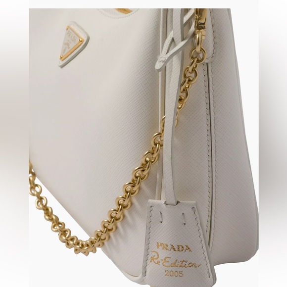 Prada new in box Reidition 2005 - Picture 4 of 11